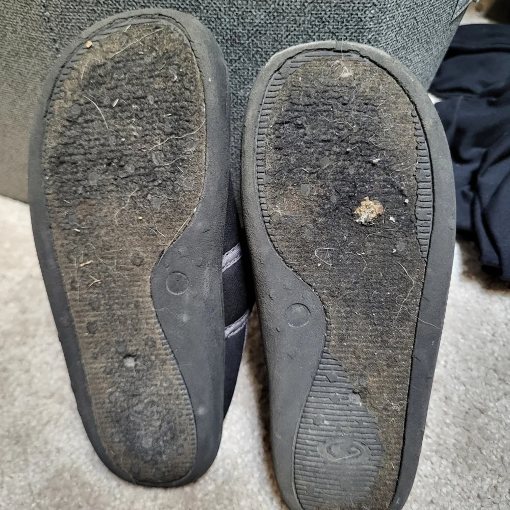 Champion Kids Black and Blue Water Shoes for Outdoor Adventures - Size XL 11/12